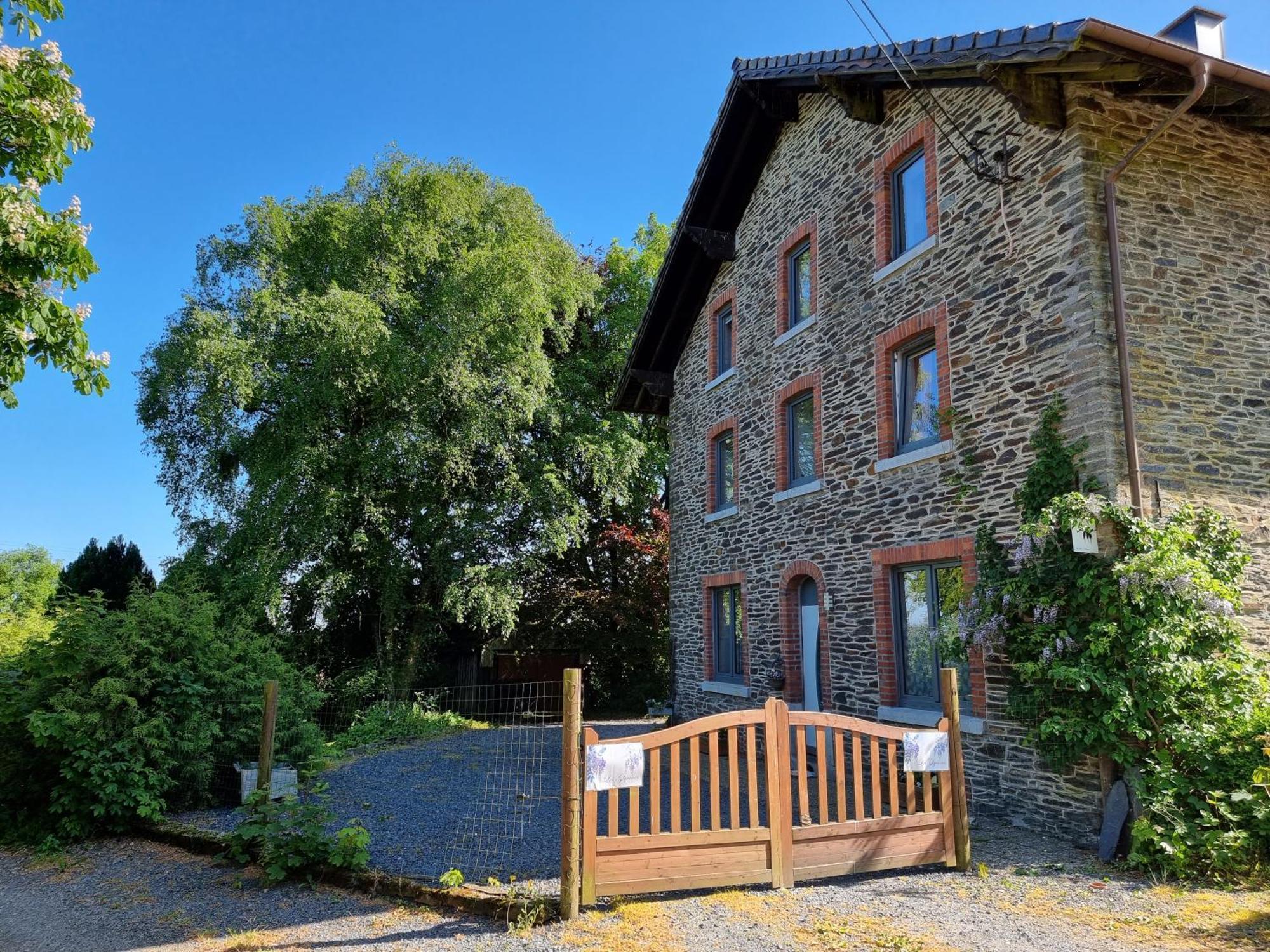 Les Glycines Villa Gouvy Rom bilde
